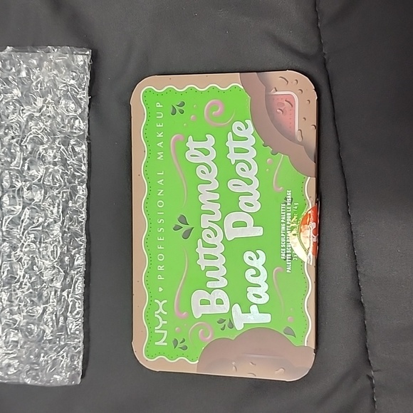NYX BUTTERMELT FACE PALETTE-BUTTA TOGETHER, U KOW BUTTA, FEELING BUTTA - Picture 5 of 5